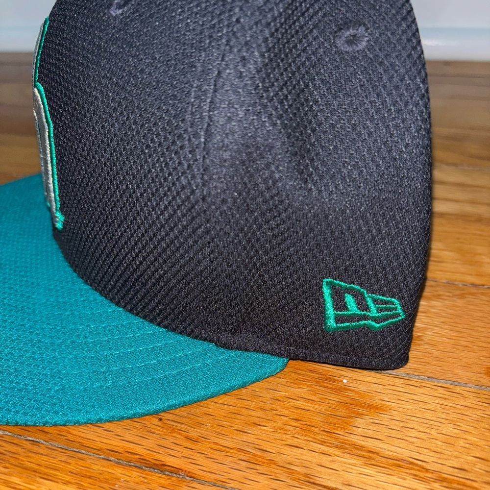 New Era Seattle Mariners Hat Size 7 3/8 - Picture 2 of 5